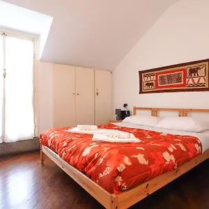 For Guest- Angela Duomo , Milán Italia